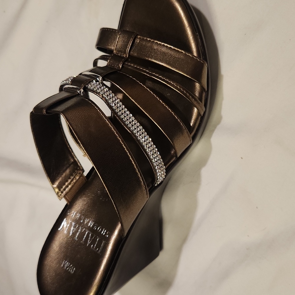 Italian Shoemakers | Metallic Bronze Wedges Sz 8.5 - Picture 6 of 6